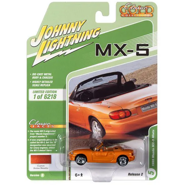 Johnny Lightning - 1999 Mazda MX-5 Miata - 2021 Classic Gold Series